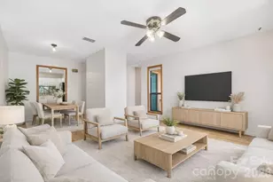 521 Courtwood Ln, Hendersonville, NC 28739 - Photo 15