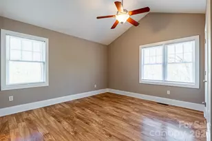 4 Cottage Ct, Asheville, NC 28801 - Photo 25