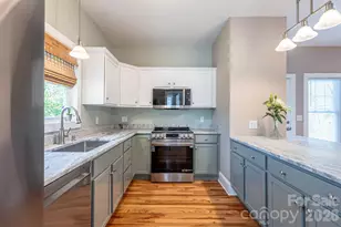 4 Cottage Ct, Asheville, NC 28801 - Photo 17