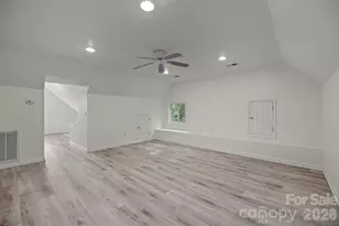 230 N Brackenbury Ln, Charlotte, NC 28270 - Photo 31