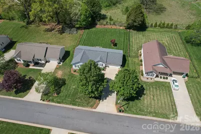 1478 Farmington Hills Drive, Conover, NC 28613 - Photo 37