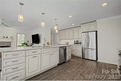 35 Tall Pines Road, Hendersonville, NC 28739 - Photo 15