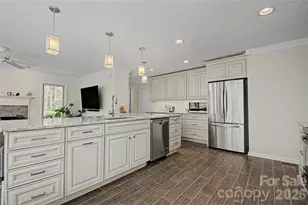 35 Tall Pines Rd, Hendersonville, NC 28739 - Photo 15