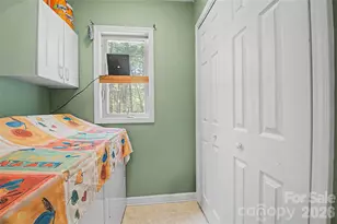 35 Tall Pines Rd, Hendersonville, NC 28739 - Photo 19