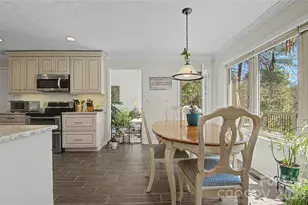 35 Tall Pines Rd, Hendersonville, NC 28739 - Photo 23