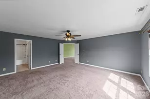 2902 Royal Fern Ln, Charlotte, NC 28215 - Photo 5