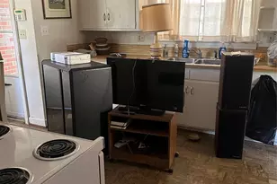 2760 19th Ave NE, Hickory, NC 28601 - Photo 9