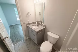 2324 Valleyview Dr, Charlotte, NC 28215 - Photo 15