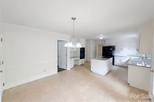 6024 Dovefield Rd, Charlotte, NC 28277 - Photo 7