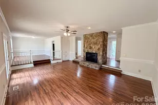 6024 Dovefield Rd, Charlotte, NC 28277 - Photo 5