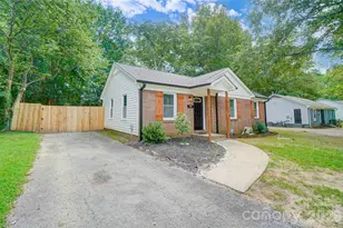 6608 Rosecran Dr, Charlotte, NC 28215 - Photo 3