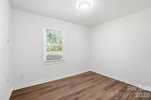 6608 Rosecran Dr, Charlotte, NC 28215 - Photo 31