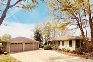 27 Magnolia Dr, Nebo, NC 28761 - Photo 3