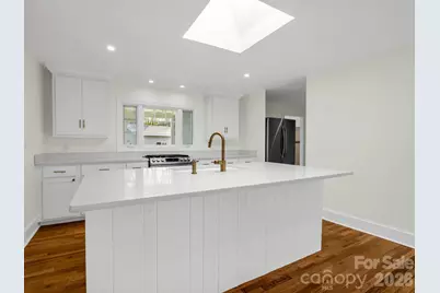 212 Vance Avenue, Black Mountain, NC 28711 - Photo 9