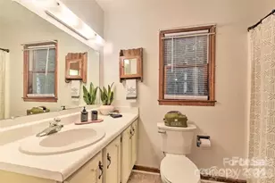 106 Sage Ct, Maggie Valley, NC 28716 - Photo 9