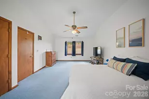 100 Forest Park Dr, Hendersonville, NC 28792 - Photo 25