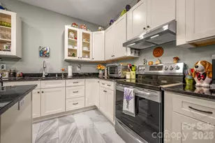 88 Pounding Mill None, Hendersonville, NC 28792 - Photo 25