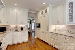 13404 Robert Walker Dr, Davidson, NC 28036 - Photo 23