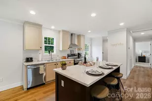 2102 24th Ave NE, Hickory, NC 28601 - Photo 5