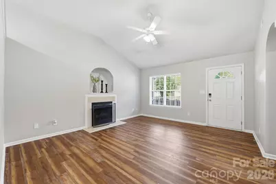 11026 Olde English Drive, Charlotte, NC 28216 - Photo 5