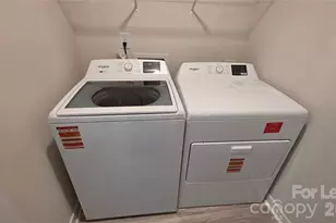 11305 Cardinal Crk Ave, Charlotte, NC 28215 - Photo 19