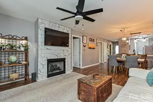 17528 Tuscany Ln, Cornelius, NC 28031 - Photo 11