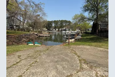 2036 Hickory Hills Drive, Denver, NC 28037 - Photo 5