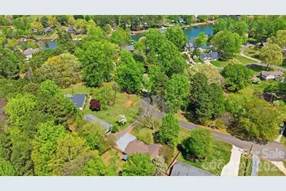 2036 Hickory Hills Drive, Denver, NC 28037 - Photo 3