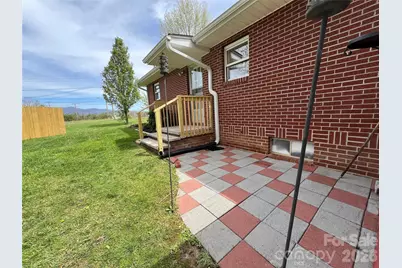 93 Laycock Road, Hendersonville, NC 28792 - Photo 27