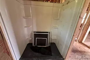 5735 Fallston Rd, Lawndale, NC 28090 - Photo 17