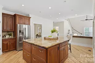 7006 Darnley Pl, Charlotte, NC 28226 - Photo 17