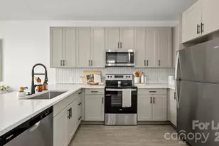 2314 Berryhill Rd, Charlotte, NC 28208 - Photo 21