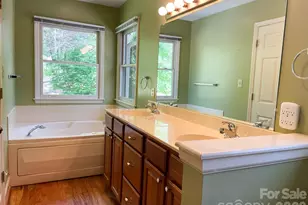 308 Brentwood Cir, Morganton, NC 28655 - Photo 25