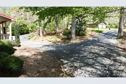 308 Brentwood Circle, Morganton, NC 28655 - Photo 5