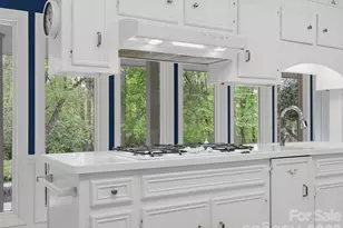 3713 Eaglebrook Dr, Gastonia, NC 28056 - Photo 9