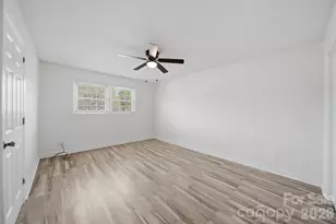 2315 29th Ave Dr NE, Hickory, NC 28601 - Photo 17