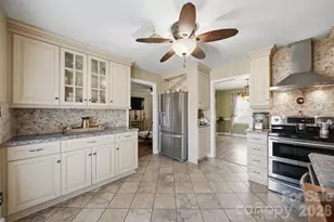 2315 29th Ave Dr NE, Hickory, NC 28601 - Photo 11