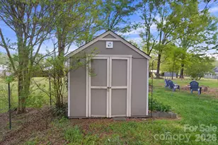 312 Cook St, Mooresville, NC 28115 - Photo 21