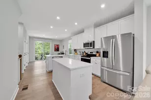 336 Twinflower Ln, Charlotte, NC 28205 - Photo 15