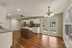 5205 S Oak Cir, Granite Falls, NC 28630 - Photo 17