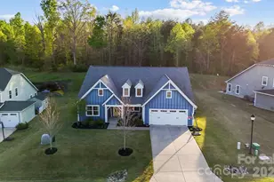 209 Country Lake Dr, Mooresville, NC 28115 - Photo 3