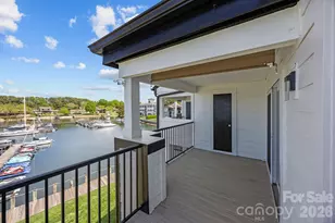 18749 Vineyard Point Ln, Cornelius, NC 28031 - Photo 21