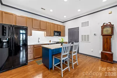 480 New Bern Station Court, Charlotte, NC 28209 - Photo 9