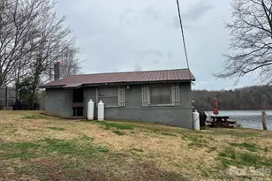 4237 Laurel Hill Rd, Claremont, NC 28610 - Photo 3