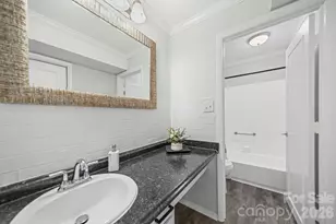 5026 Sardis Rd, Charlotte, NC 28270 - Photo 13