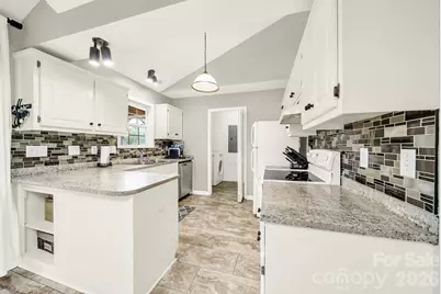 1828 Bloomsbury Drive, Rock Hill, SC 29730 - Photo 17