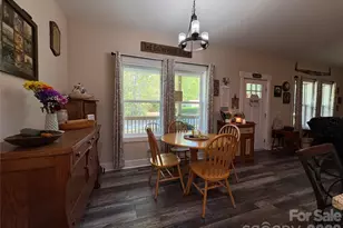 196 8th Ave, New London, NC 28127 - Photo 11