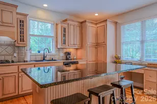9 Double Eagle Dr, Weaverville, NC 28787 - Photo 9