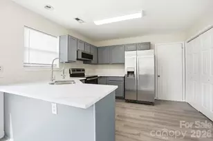 5701 Vine Ct, Indian Trail, NC 28079 - Photo 5