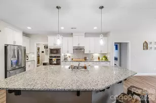 172 Butler Dr, Mooresville, NC 28115 - Photo 11